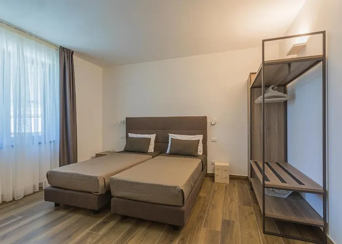 Insula Felix Bed & Breakfast 4*
