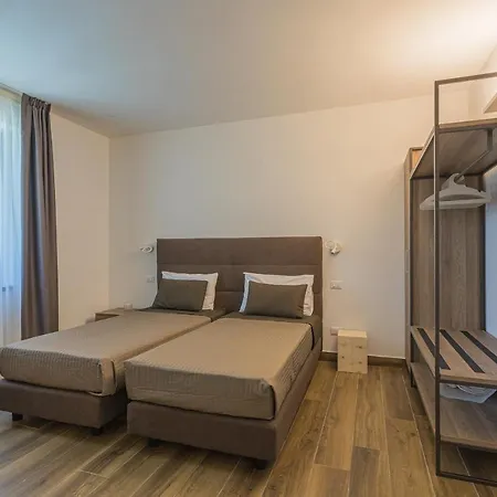 Insula Felix Bed & Breakfast *